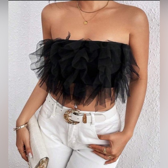 ✨NEW✨ Elegant Black Ruffle Tube Top - Picture 5 of 6
